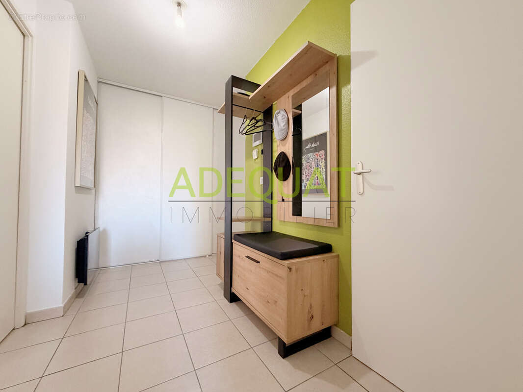 Appartement à L'ISLE-D'ABEAU