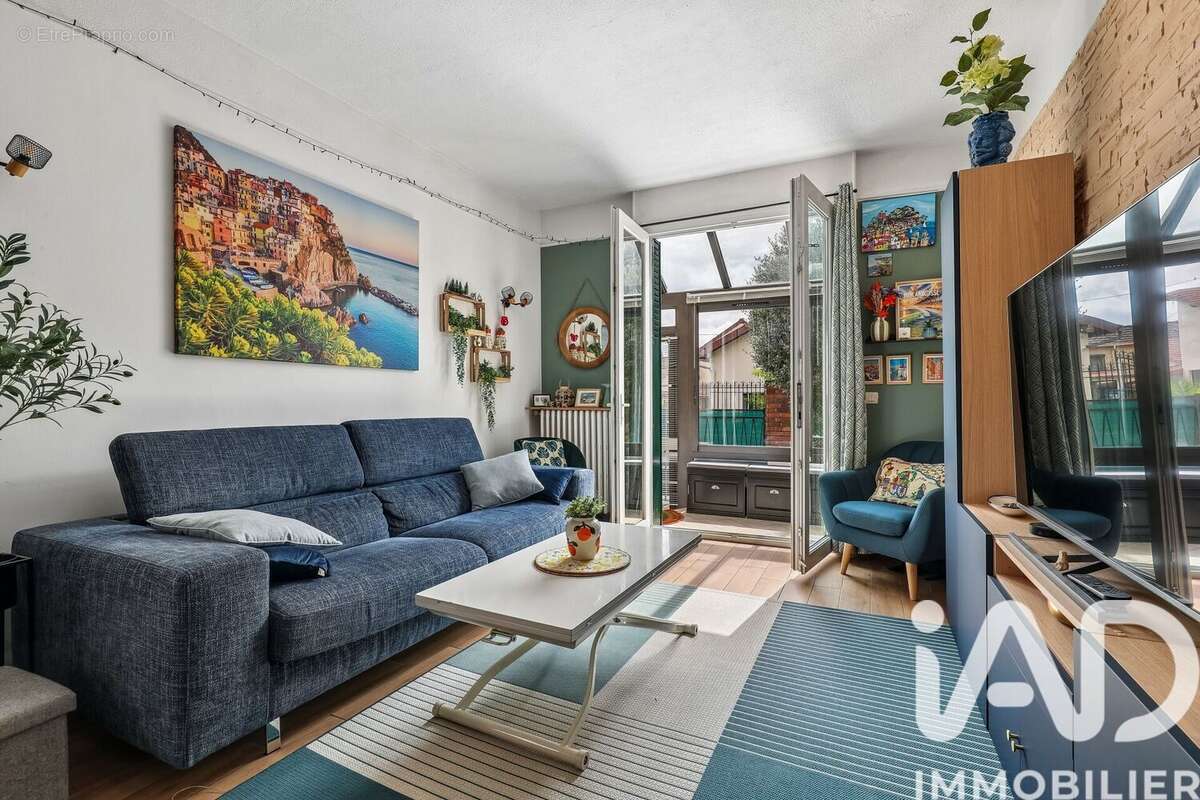 Photo 3 - Maison à VILLEMOMBLE