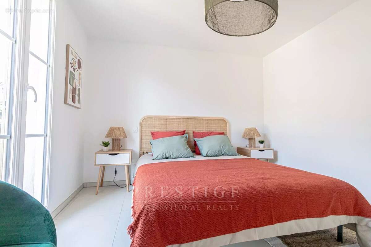 Maison à LA GARDE-FREINET