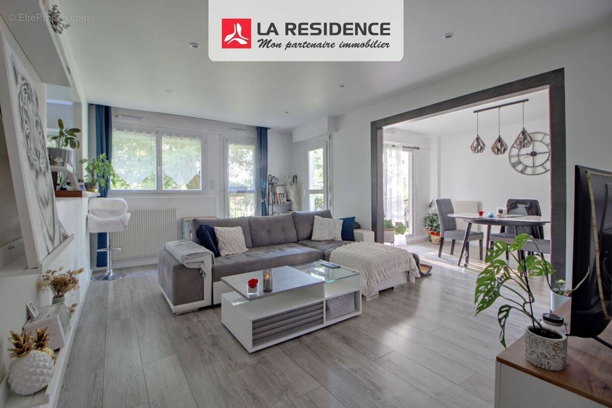 Appartement à PLAISIR