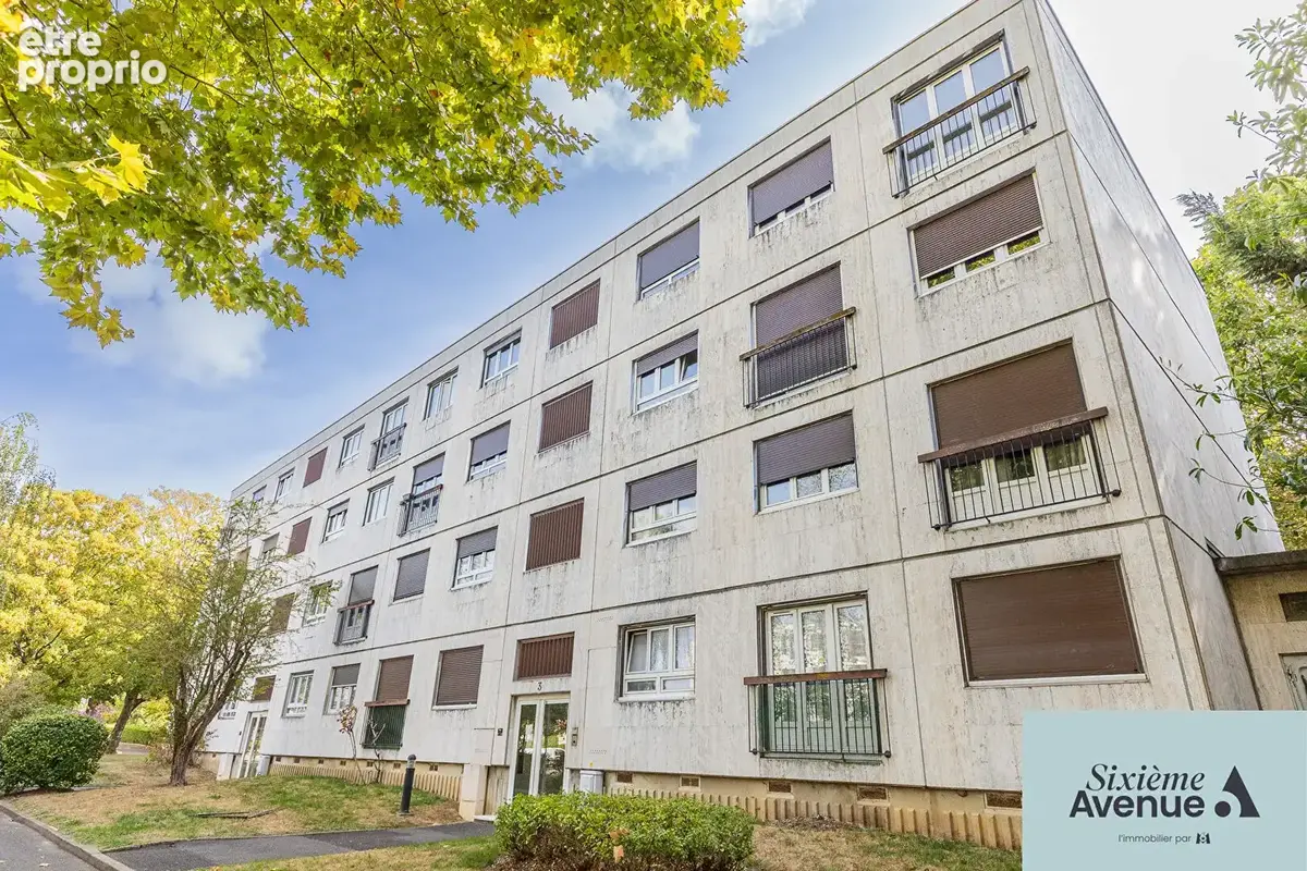 Photo Appartement à Chilly-Mazarin au prix de 158 000€