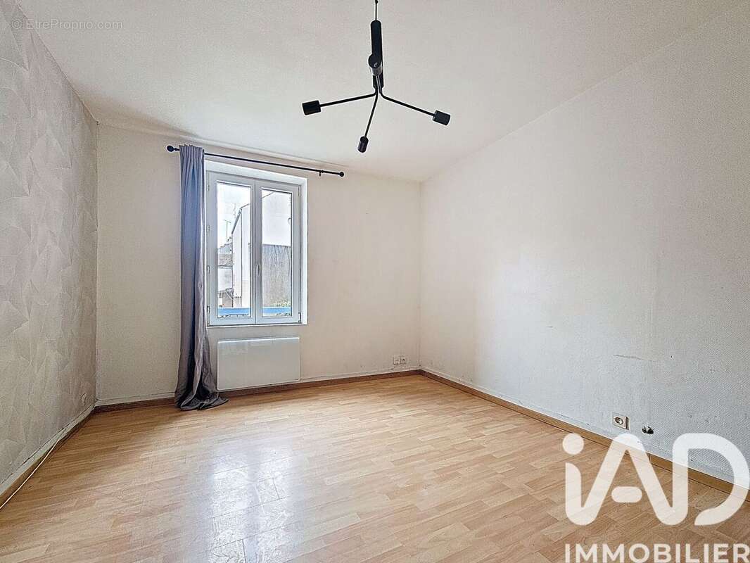 Photo 3 - Appartement à SAVIGNY-SUR-ORGE
