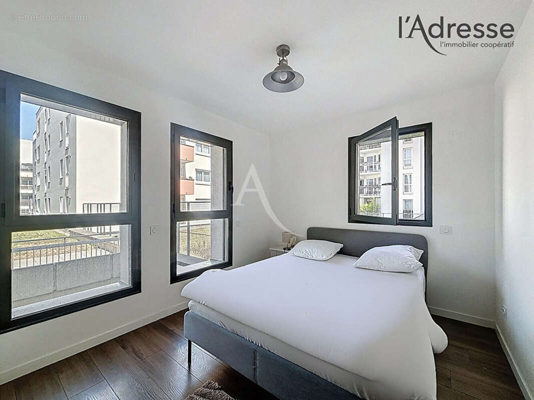 Appartement à SURESNES