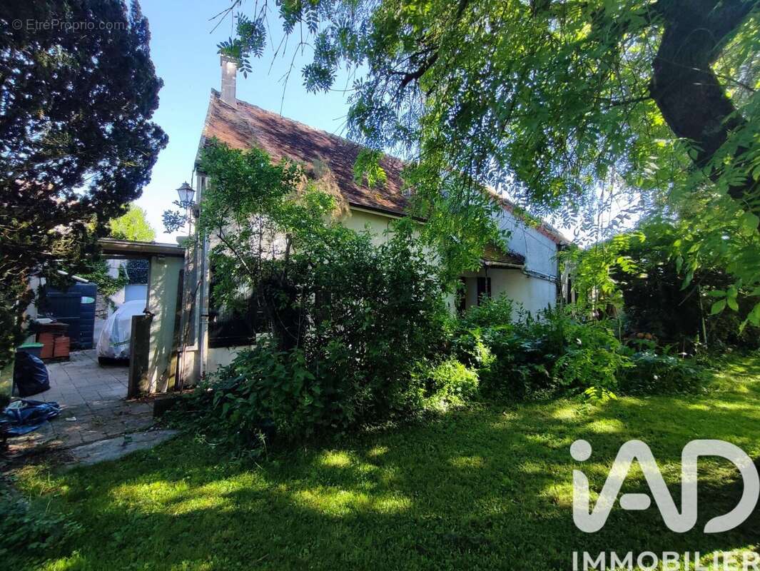 Photo 2 - Maison à CHATRES