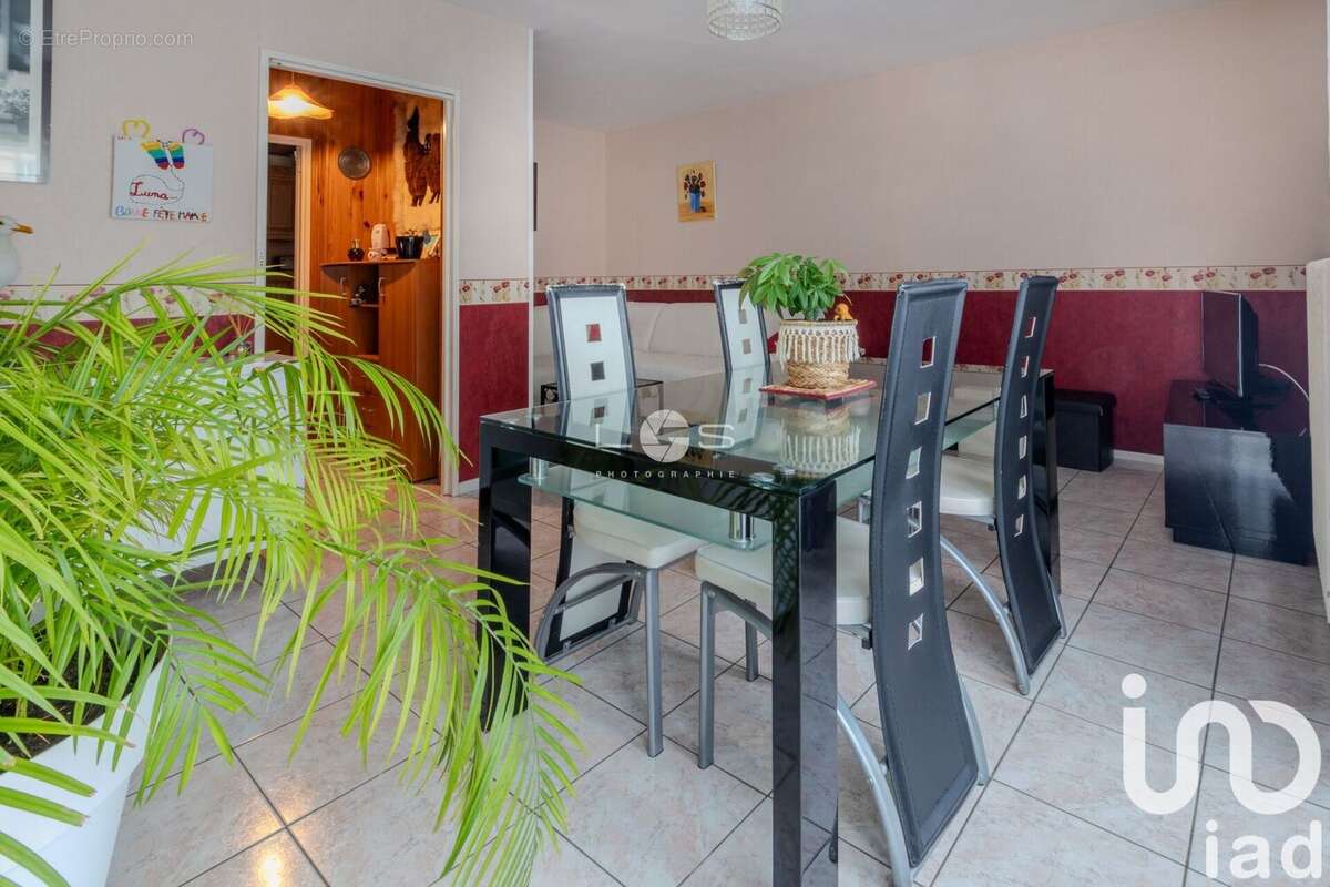 Photo 3 - Maison à PONTAULT-COMBAULT