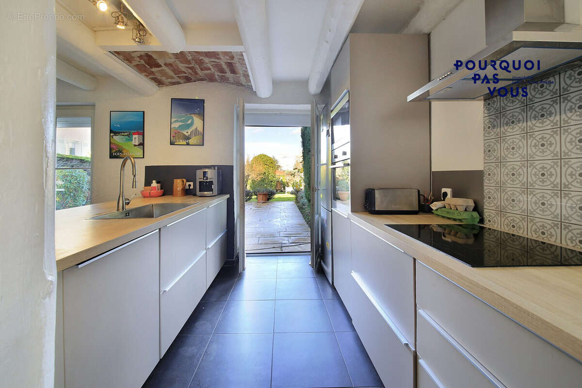 Maison à TASSIN-LA-DEMI-LUNE