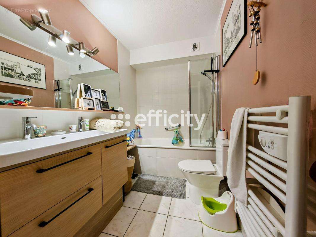 Appartement à LE BOUSCAT