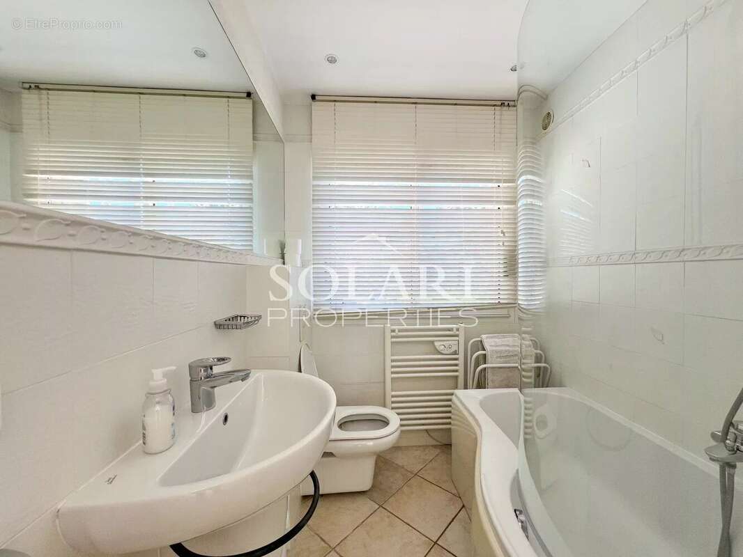 Maison à THEOULE-SUR-MER