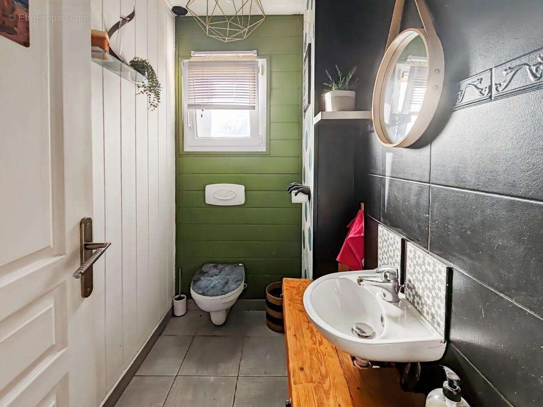 Maison à CHANTELOUP-LES-BOIS