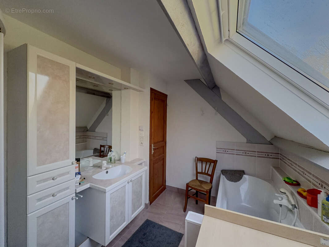 Maison à MILLY-LA-FORET