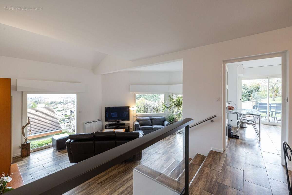 Maison à SEYSSINET-PARISET