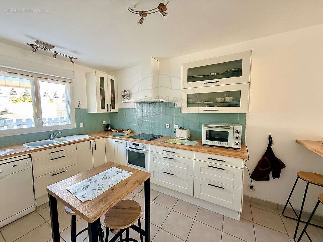 Maison à VAUX-SUR-MER