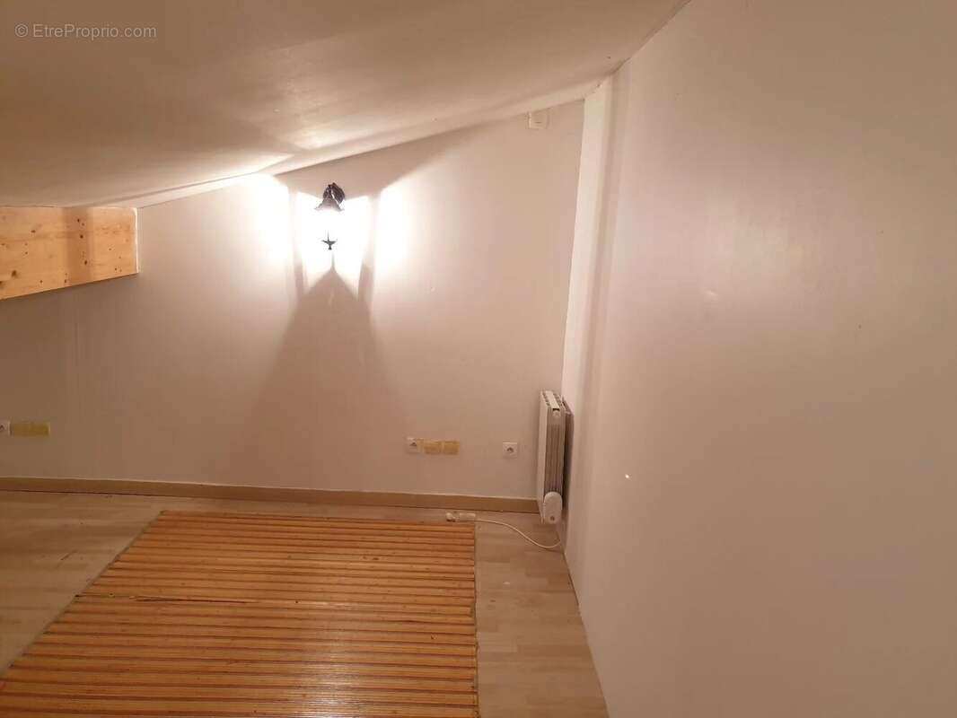 Appartement à MONTAIGU-DE-QUERCY