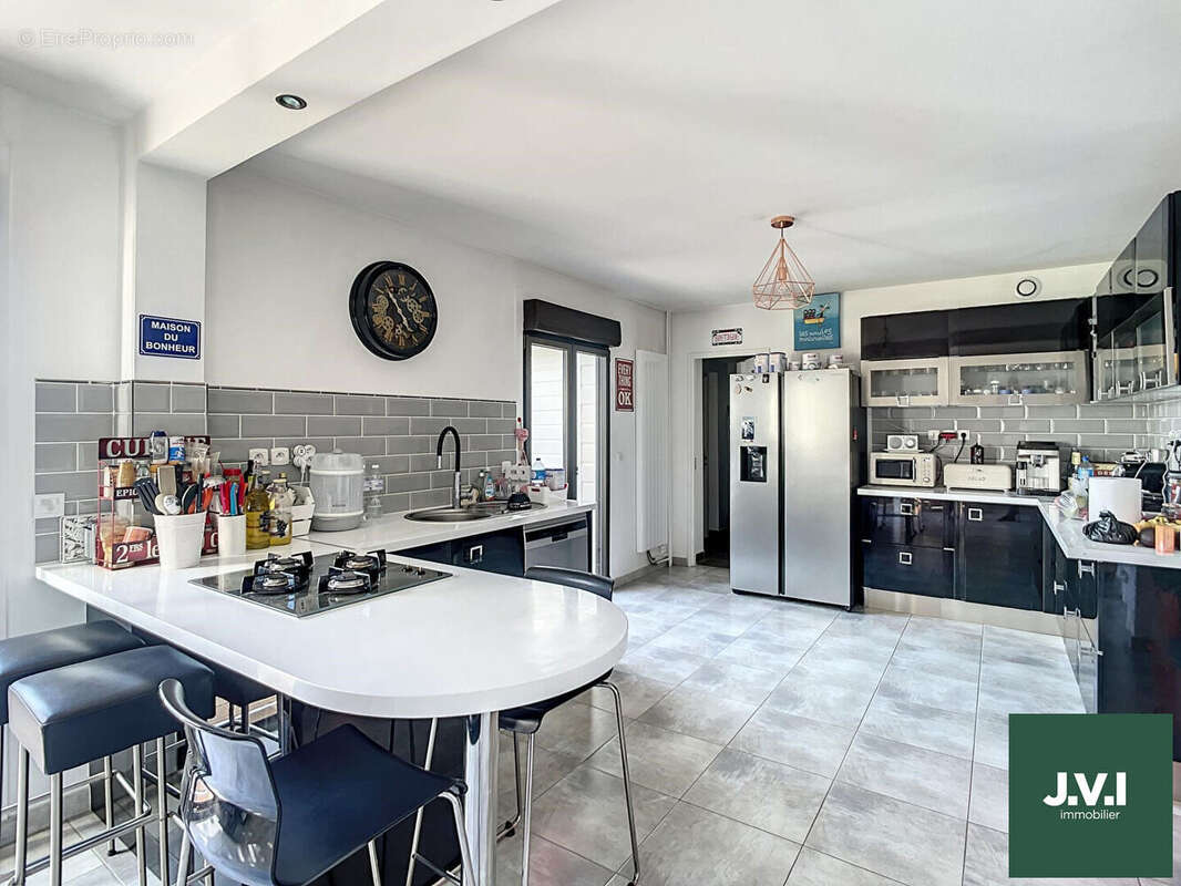 Maison à DEUIL-LA-BARRE