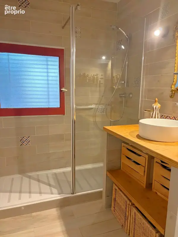 Cassis - T4 en duplex avec jardin privatif et garage dans résidence fermée - photo 9