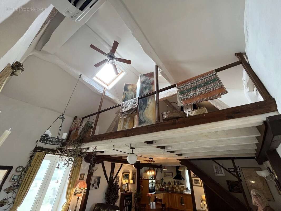 Superbe maison de campagne avec annexe, piscine et grange - photo 3