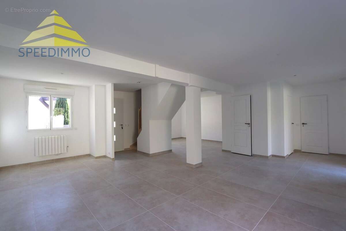 Maison à MAROLLES-EN-BRIE