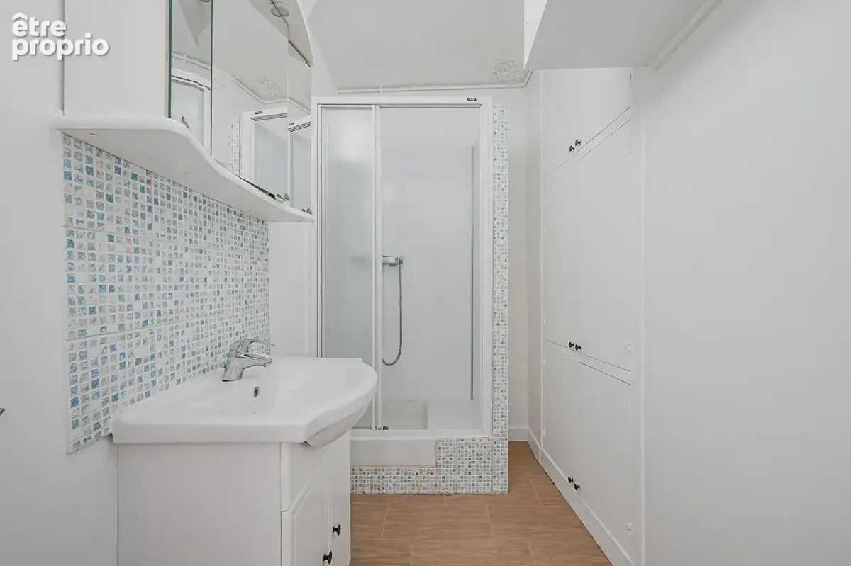 Appartement - 1/2 pièces - Mairie - photo 6
