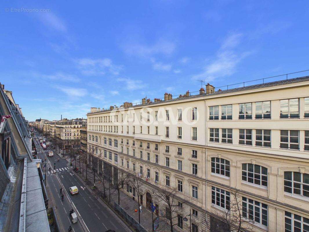 Appartement à PARIS-3E