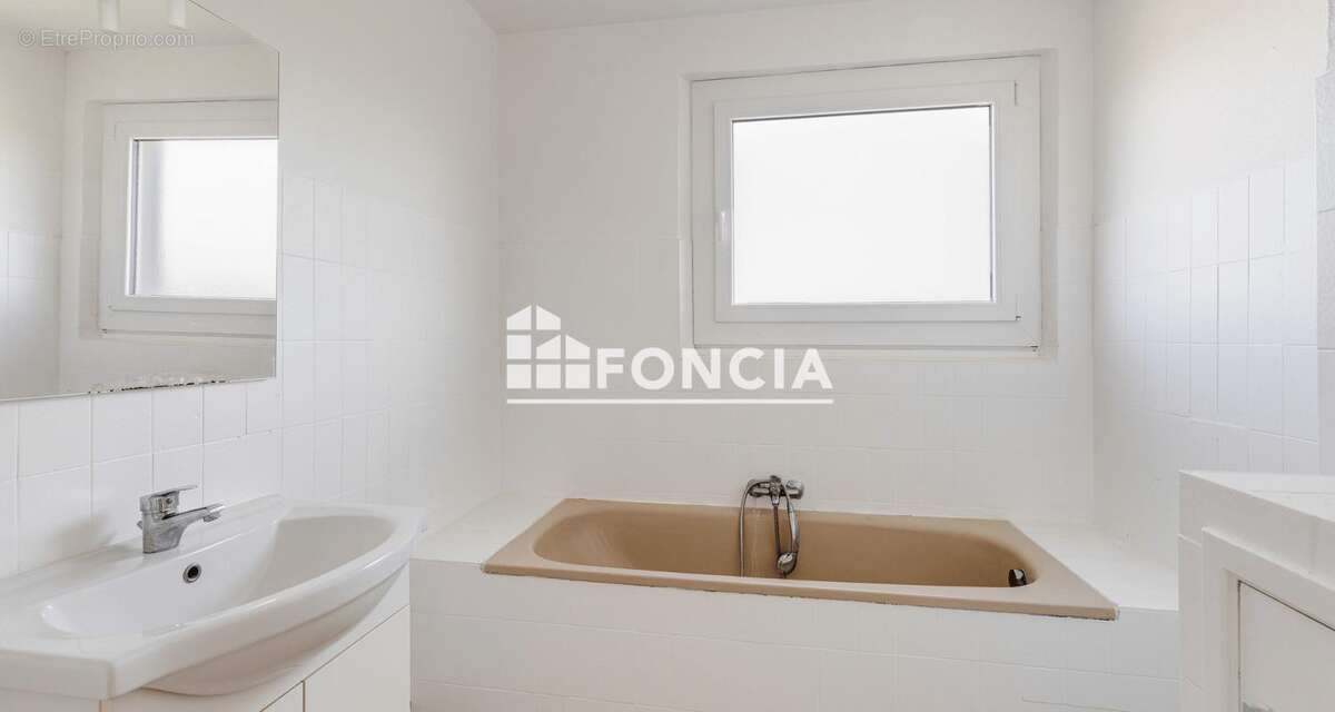 Appartement à SECLIN