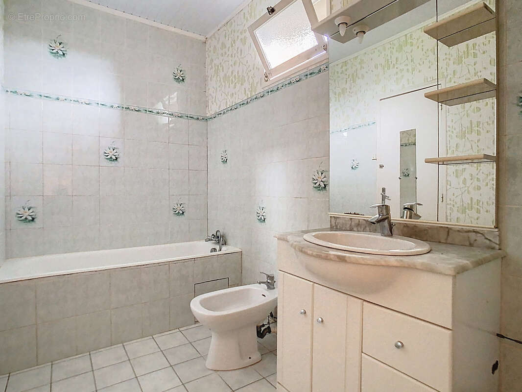 Maison à BESNEVILLE