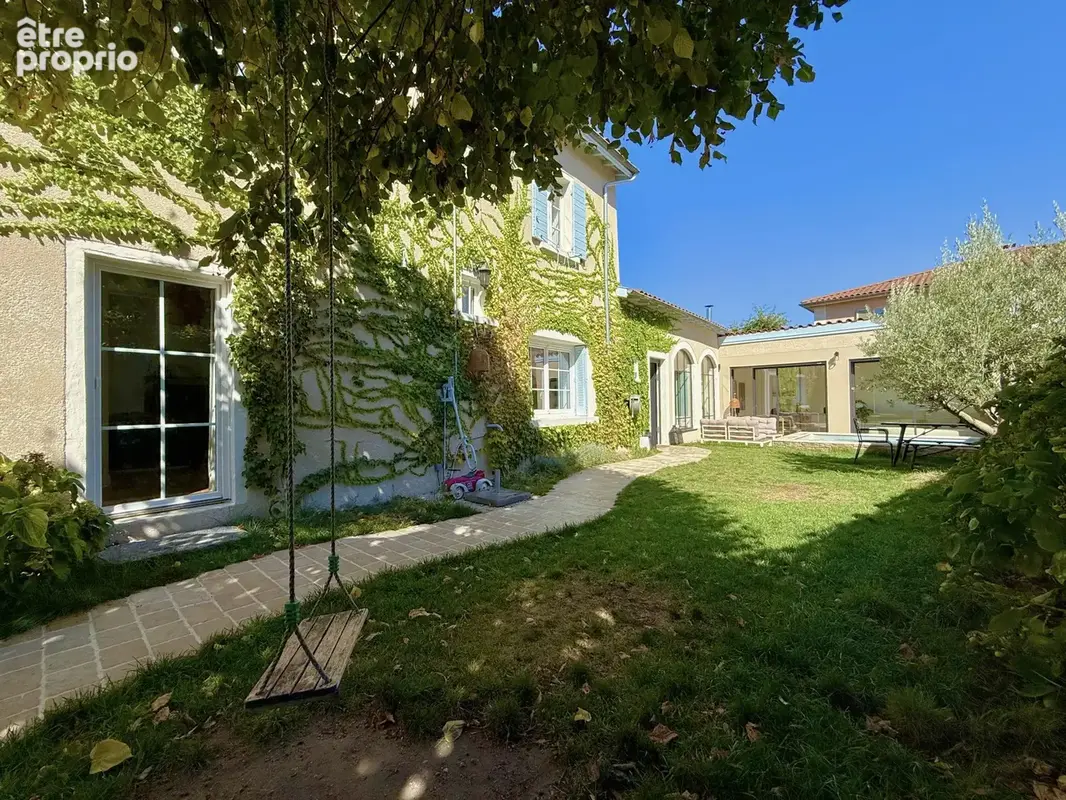 Maison 6 pièces 160 m² à vendre à Chaponost (69630) - photo 1