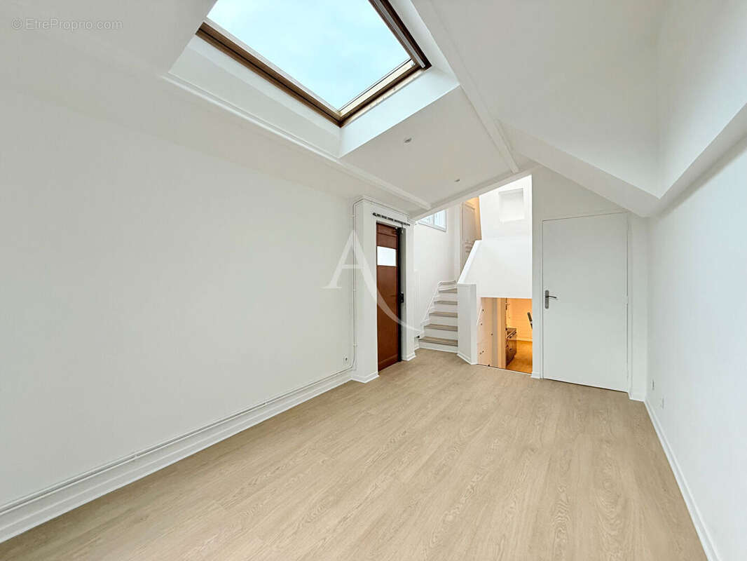 Maison à FONTENAY-SOUS-BOIS