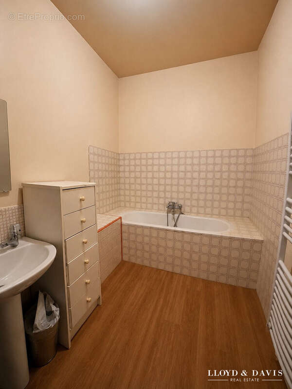 Appartement 153 m² à Mont-De-Marsan  - photo 8