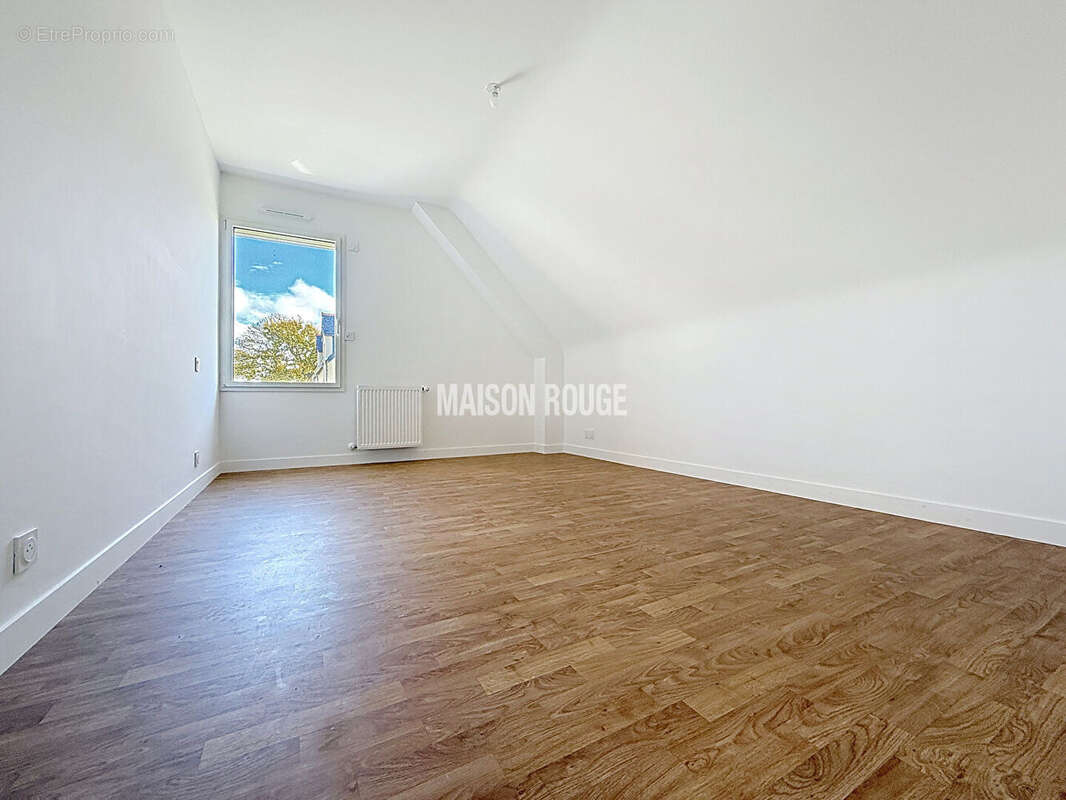 Maison à DOL-DE-BRETAGNE