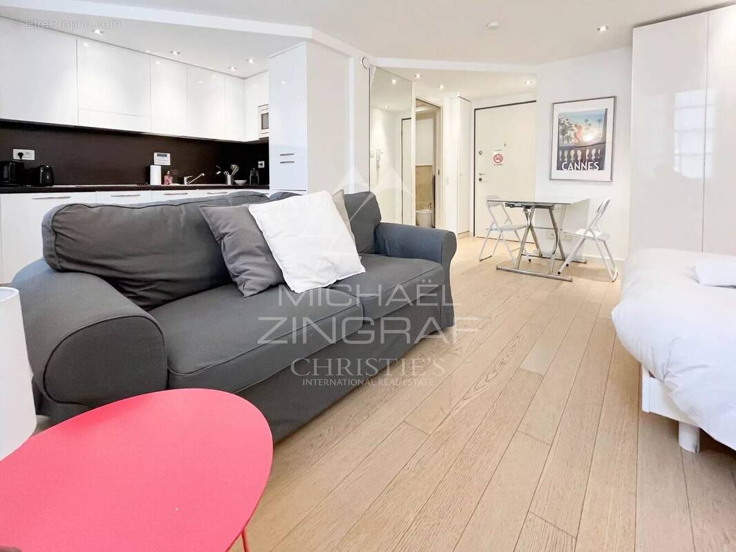 Appartement à CANNES