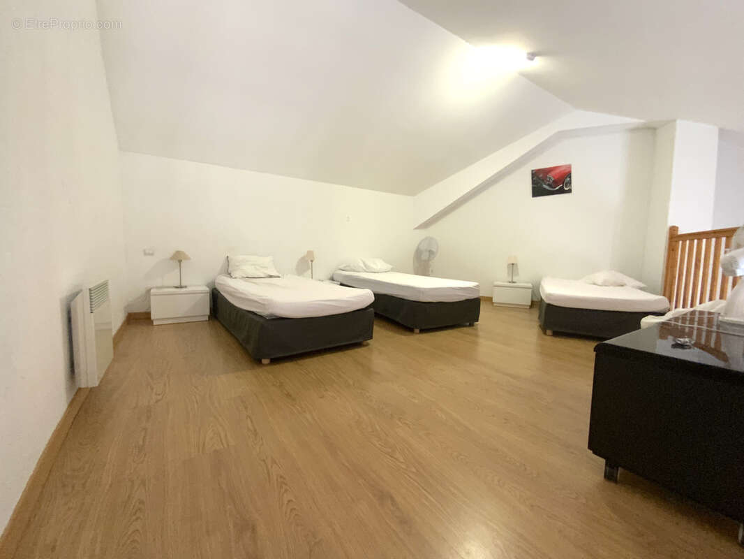 Appartement à SIGNES