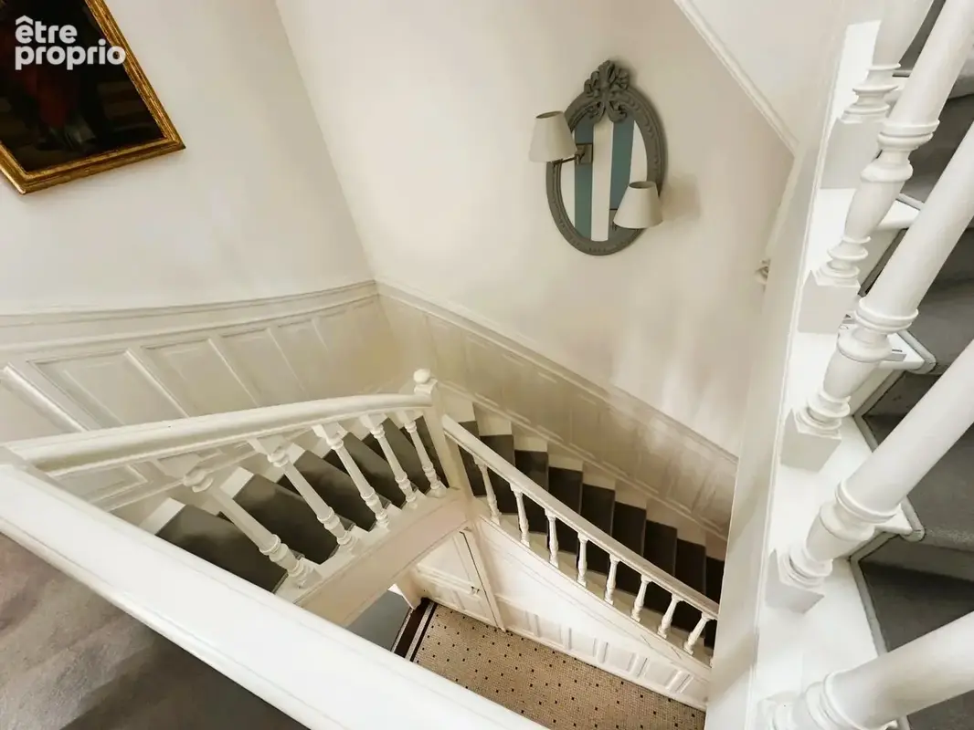Maison bourgeoise d'exception a proximite du plan d'eau - photo 10