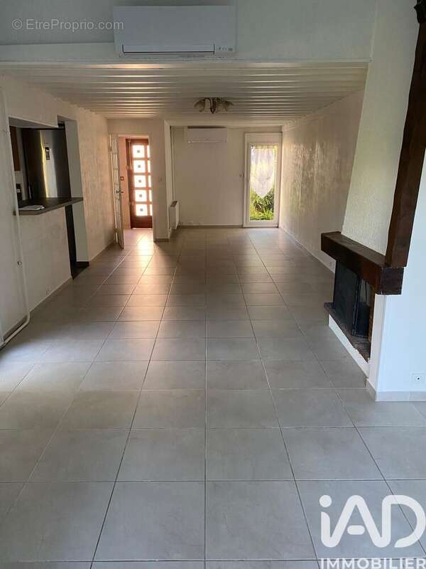 Photo 2 - Maison à MENUCOURT