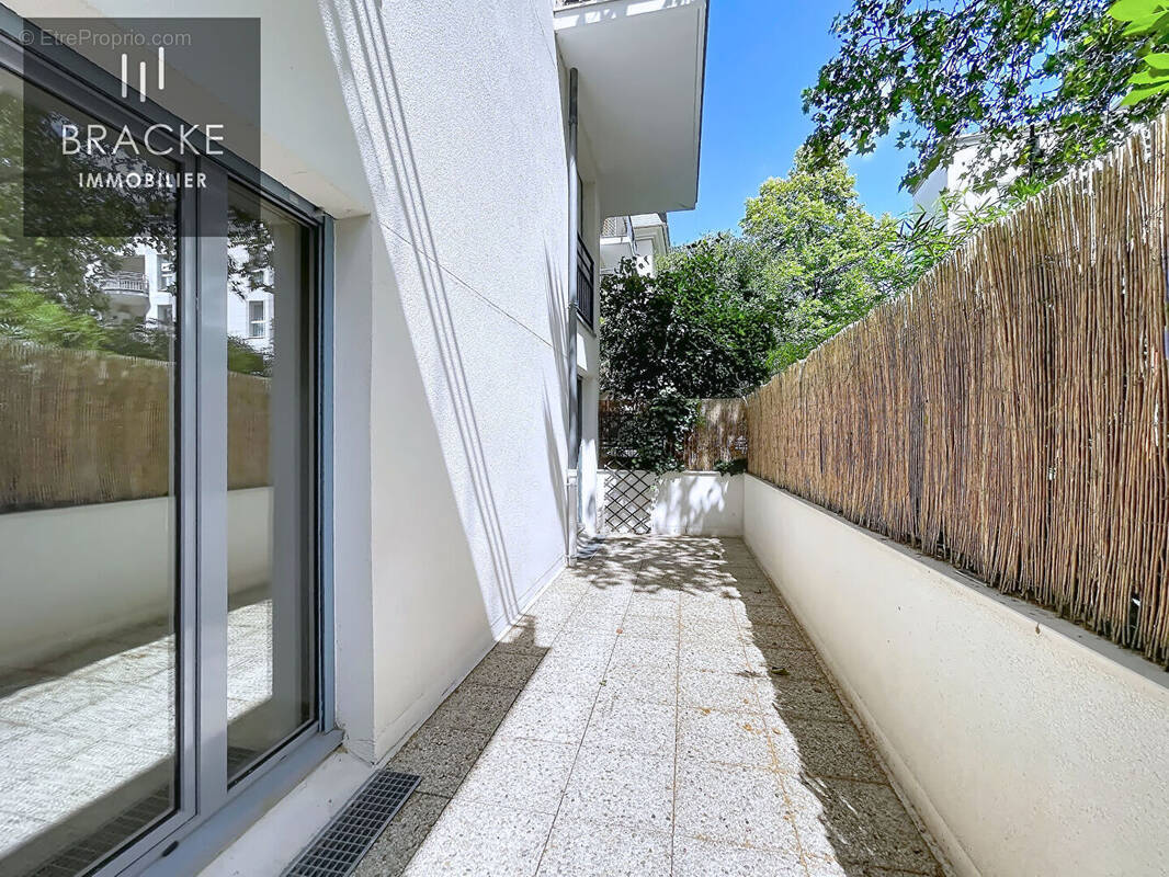 Appartement à LA GARENNE-COLOMBES