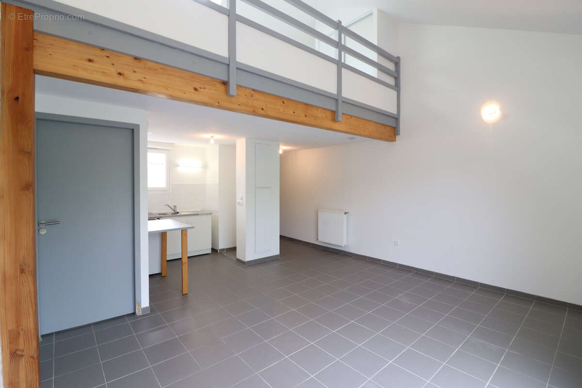 Appartement à LEOGNAN
