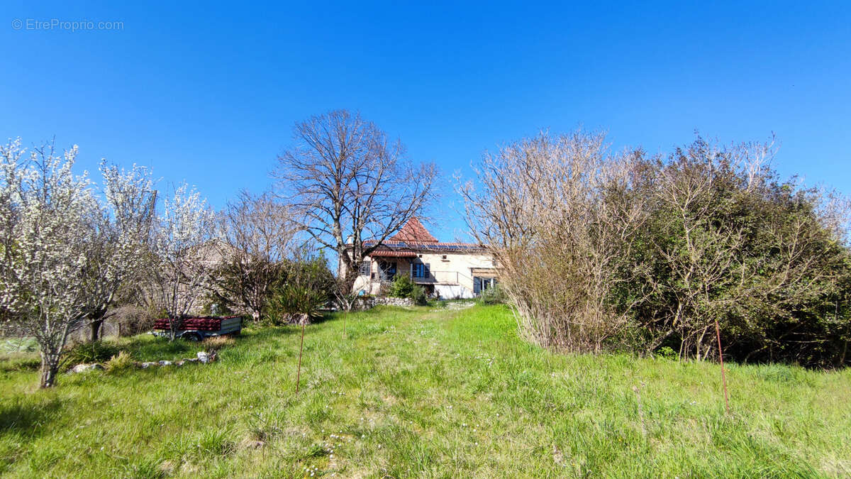 Maison à BAGAT-EN-QUERCY