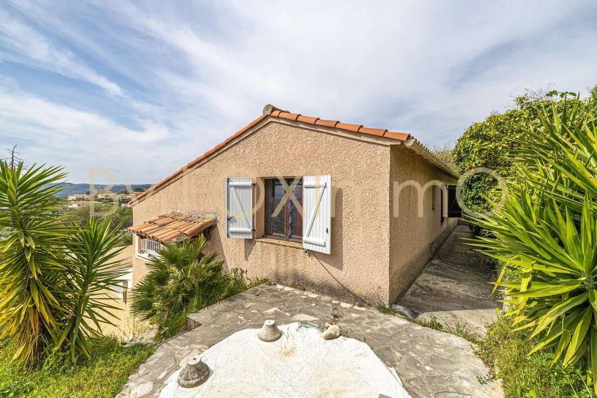 Maison à CAGNES-SUR-MER