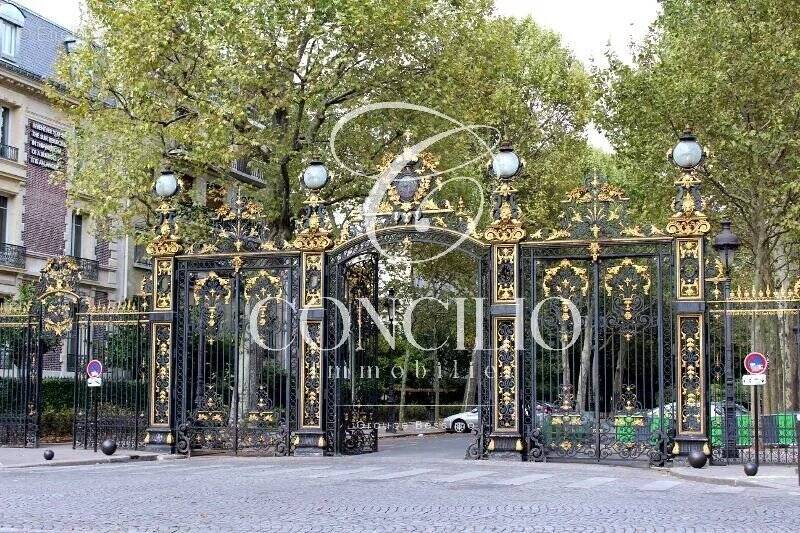 Appartement à PARIS-8E