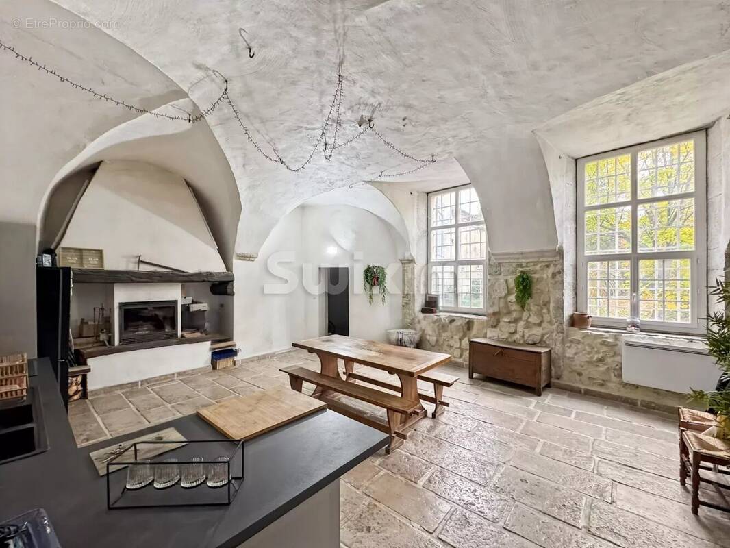 Appartement à LA BEGUDE-DE-MAZENC