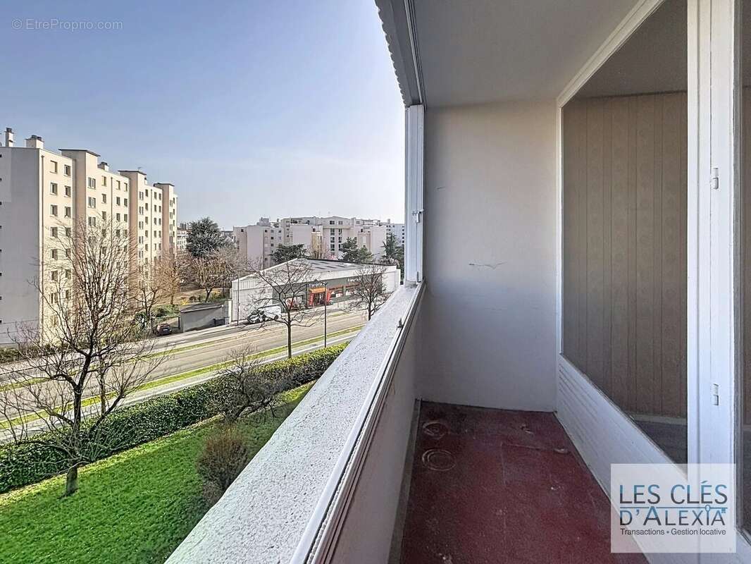 Appartement à LYON-8E