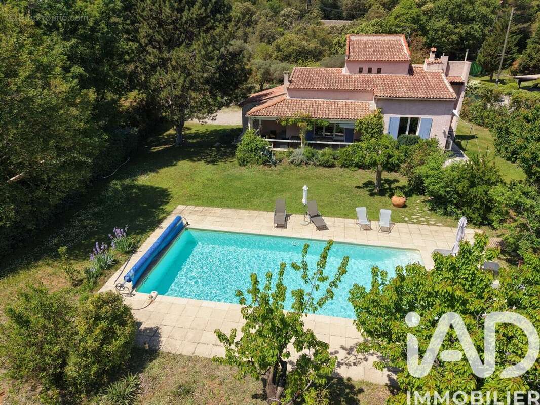 Photo 2 - Maison à LA VERDIERE