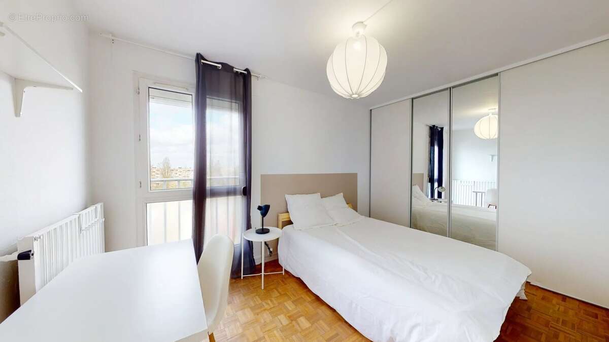 Appartement à MONT-SAINT-AIGNAN