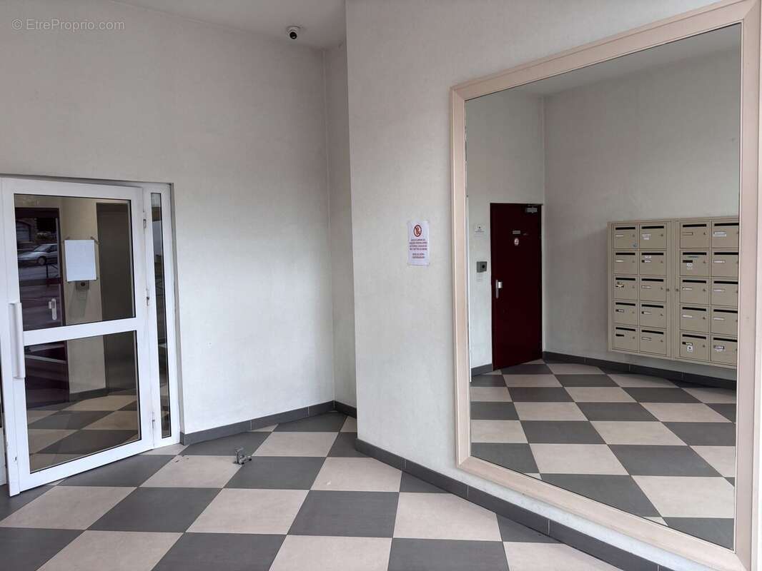 Appartement à SAINT-FARGEAU-PONTHIERRY