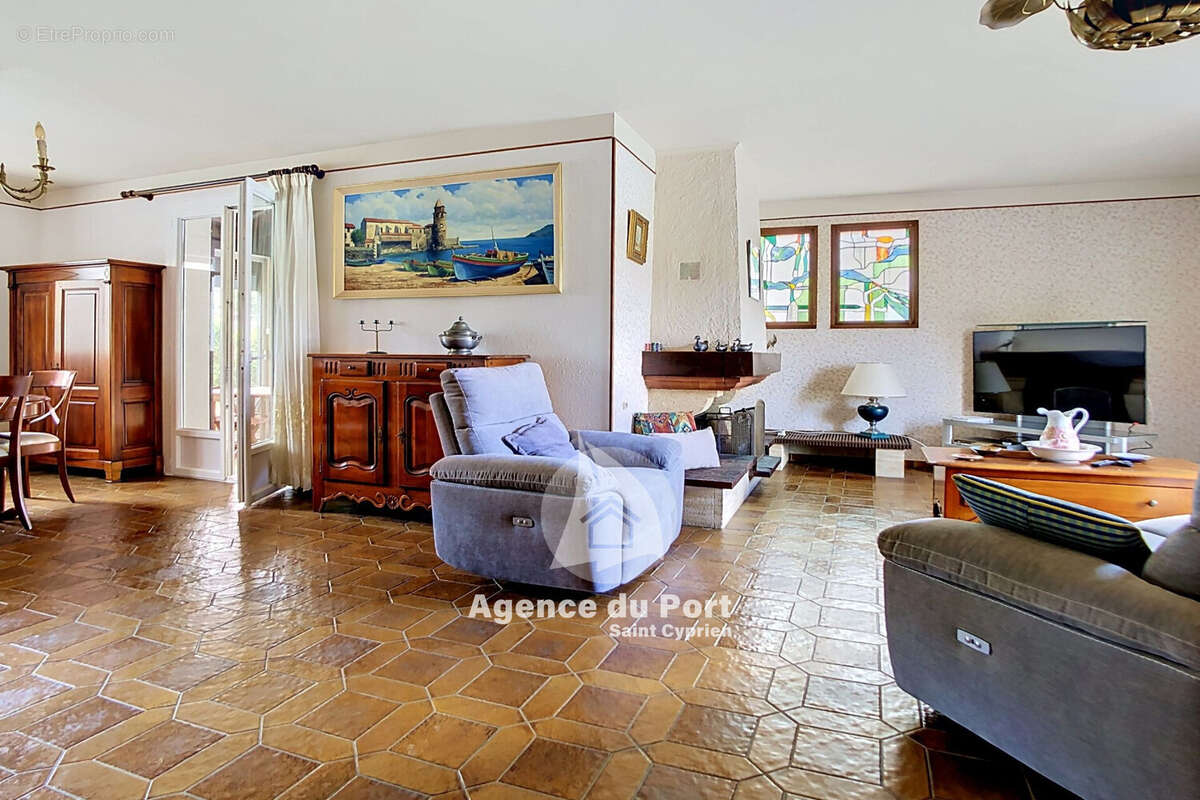 Maison à SAINT-CYPRIEN