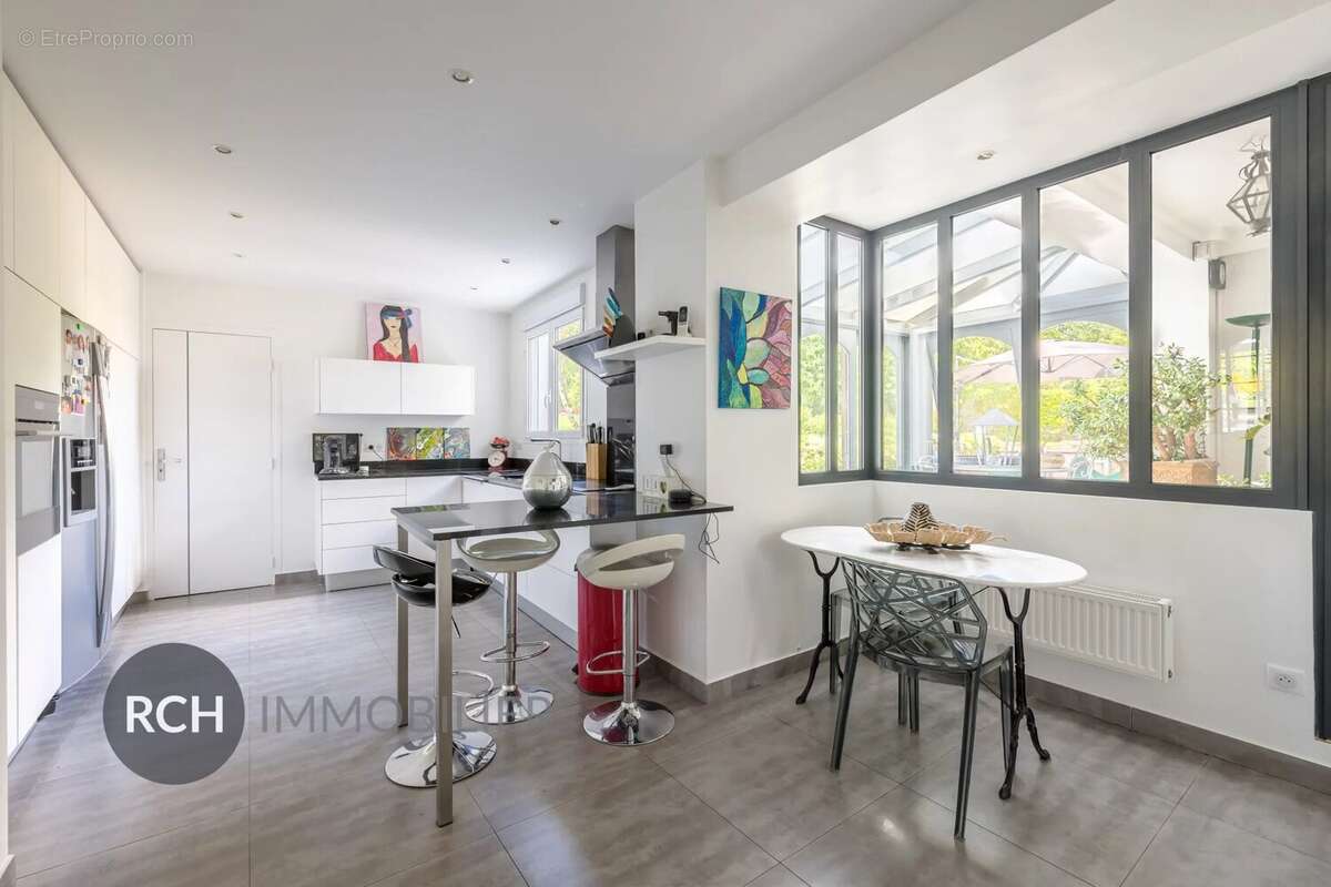 Maison à MONTFORT-L'AMAURY