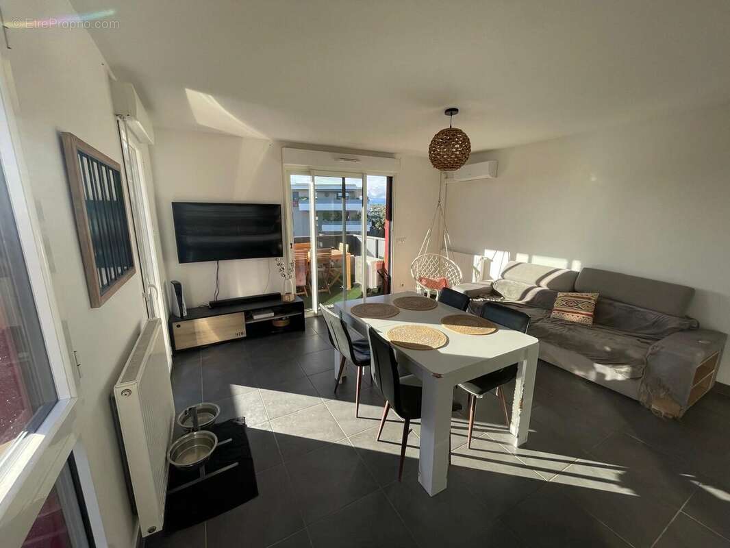 Appartement à JUVIGNAC