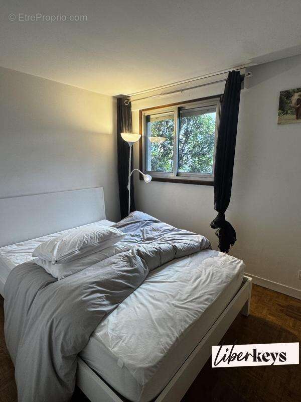 Appartement à SURESNES