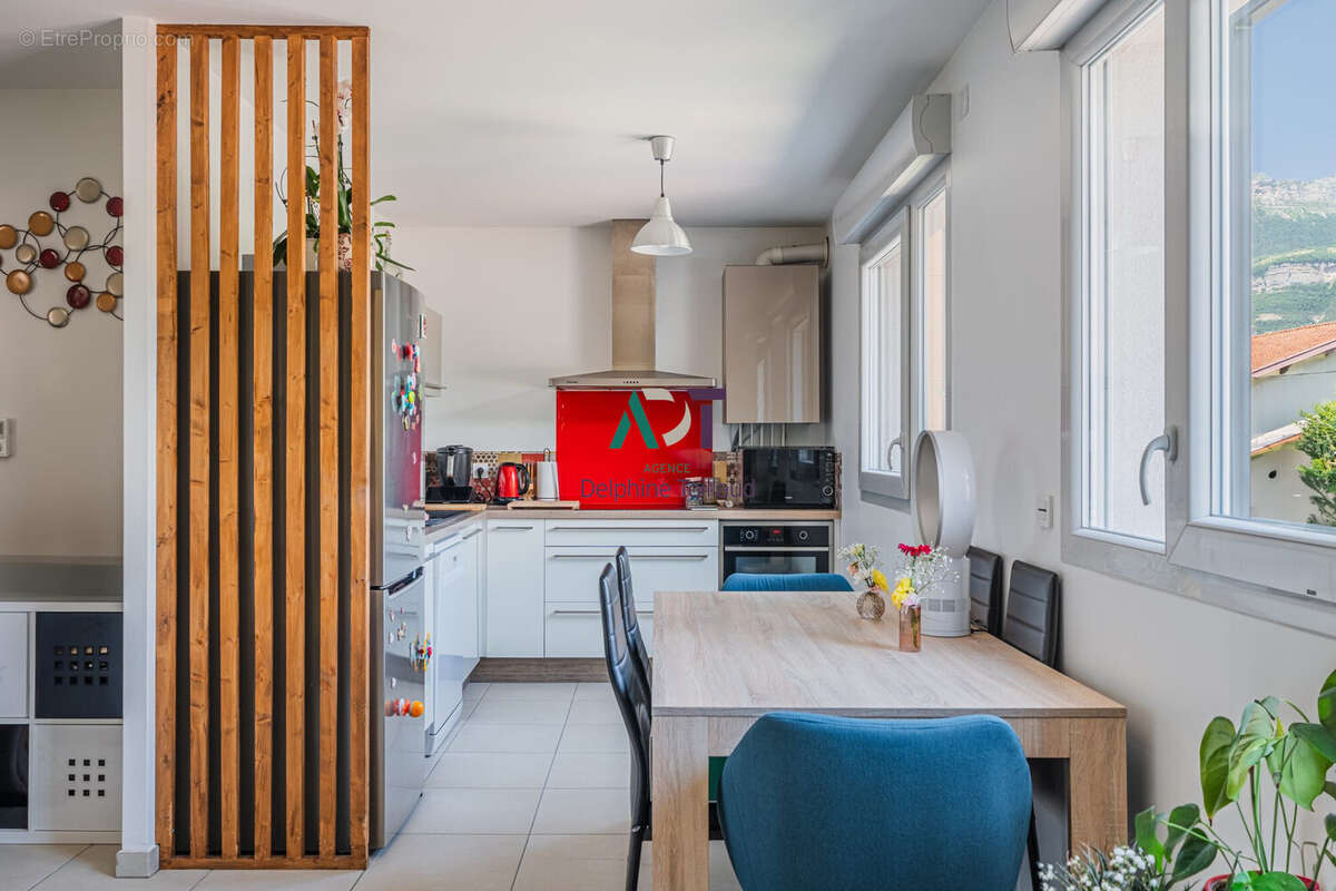 Appartement à FROGES