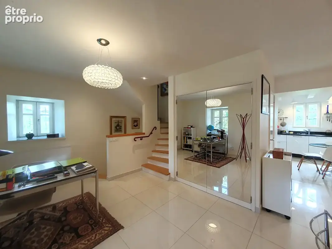 LUNAC  Propriété de caractère en pierre rénovée .220 m² habitables  Dépendances  Spa Terrain 1 805 m² - photo 3