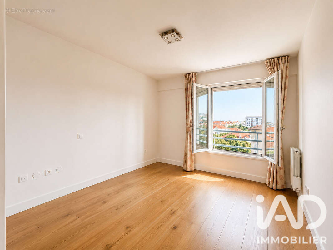 Appartement 52 m² à Rueil-Malmaison  - photo 7